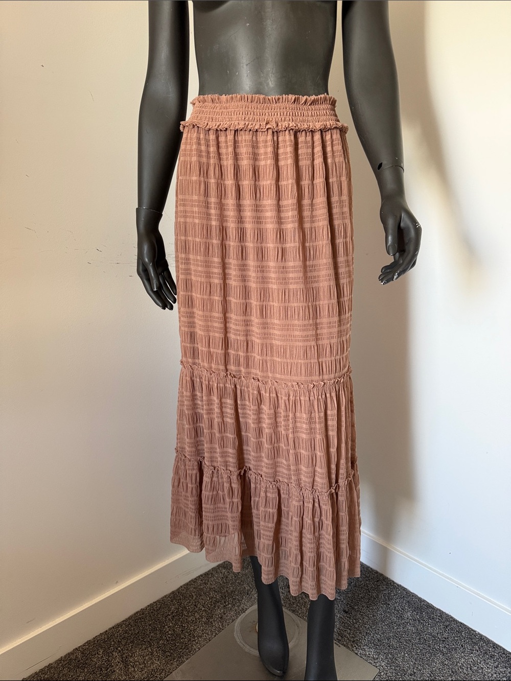 Max Studio Textured Knit Tiered Maxi Skirt in a mocha/brown NWT Size Large